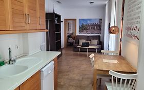 Living Valencia Apartments - Merced